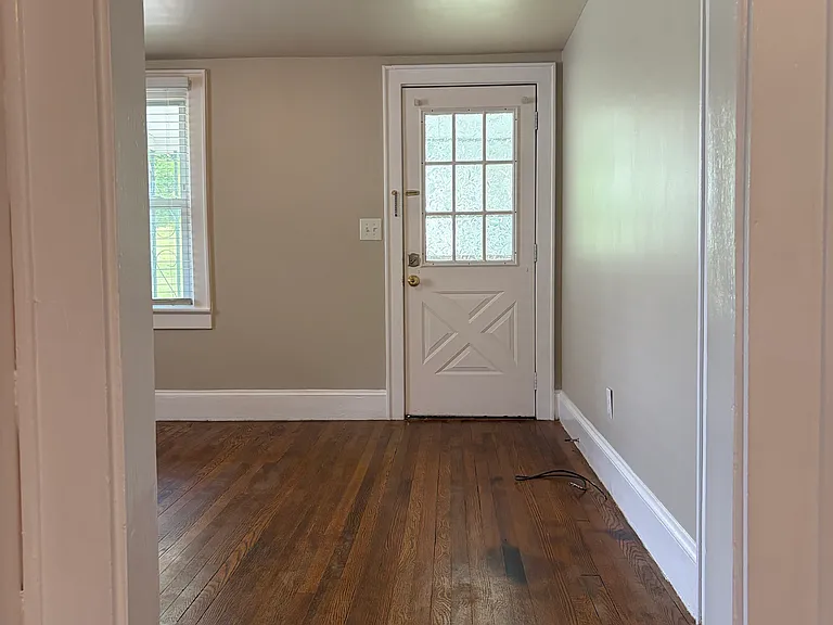 730 Newbern Rd — Photo 3