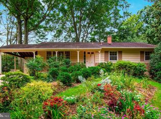 5126 Russett Rd, Rockville, MD 20853