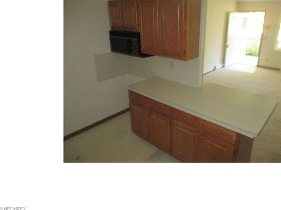 5th image of 35281 Greenwich Ave