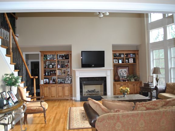 Fire Place with Built Ins