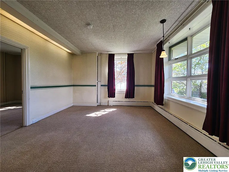 4939 Indian Creek Rd — Photo 7