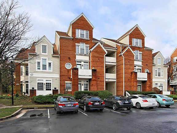 5th image of 6944 Ellingham Cir #103