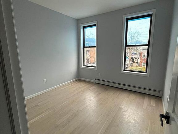 3rd image of 23-20 Ditmars Blvd #2