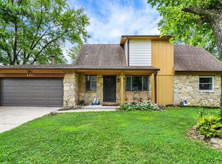 482 Spring Dr, Greenwood, IN 46143