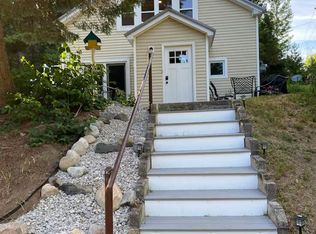 1001 N Eagle Hwy, Lake Leelanau, MI 49653