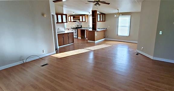 4th image of 2332 Dillon Dr