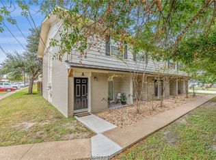 1407 Airline Dr #A, College Station, TX 77845