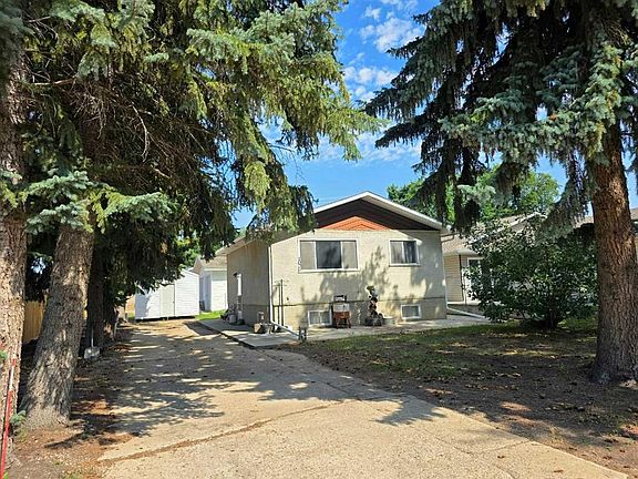 2nd image of 1026 S 11th Ave