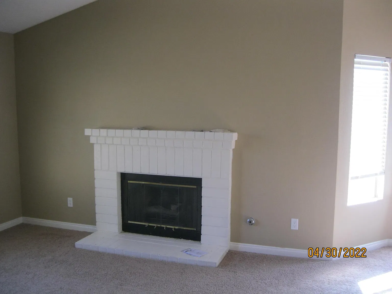 4 bed, 1899 sqft, $3,200 — Photo 4