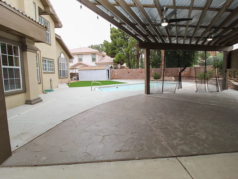 1984 Paseo Granada Ln — Photo 35