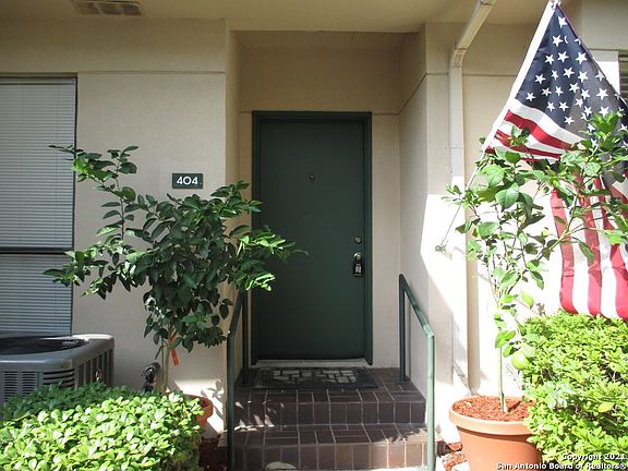 2nd image of 4144 Greystone Way #404