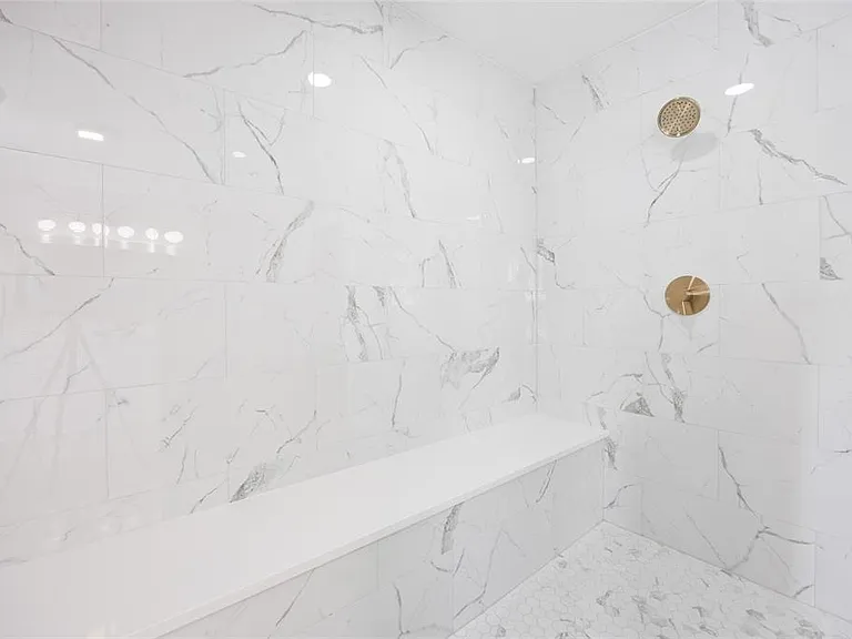 4510 SE 32nd Pl — Photo 38