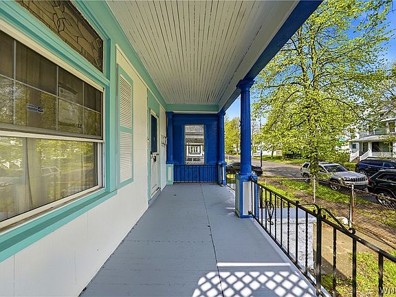 4th image of 375 Glenwood Ave