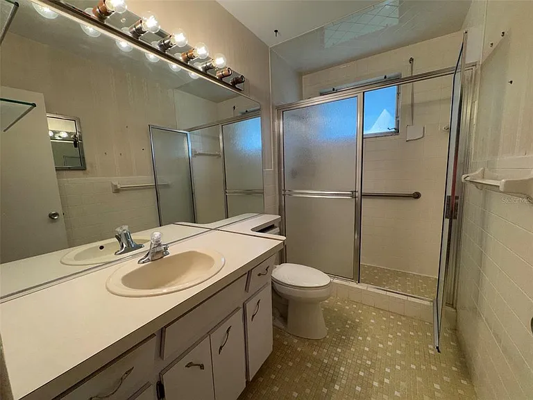 2402 Ecuadorian Way #40 — Photo 12