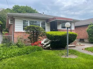 12311 197th St, Springfield Gardens, NY 11413