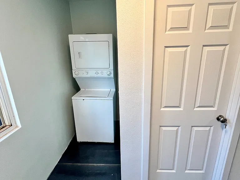 Alena Loop — Photo 11