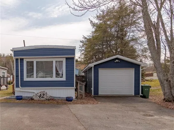 42 Conifer Cres, Saint John, NB E2K 4T2