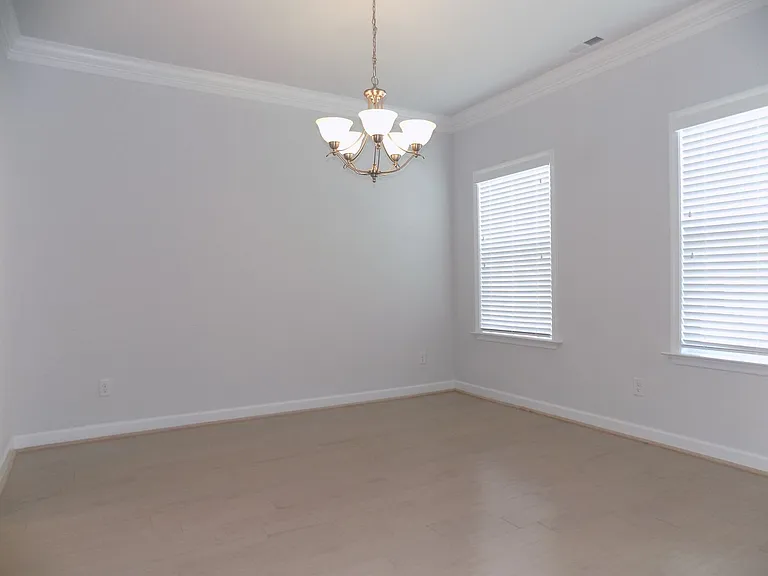121 Wineberry Way — Photo 2