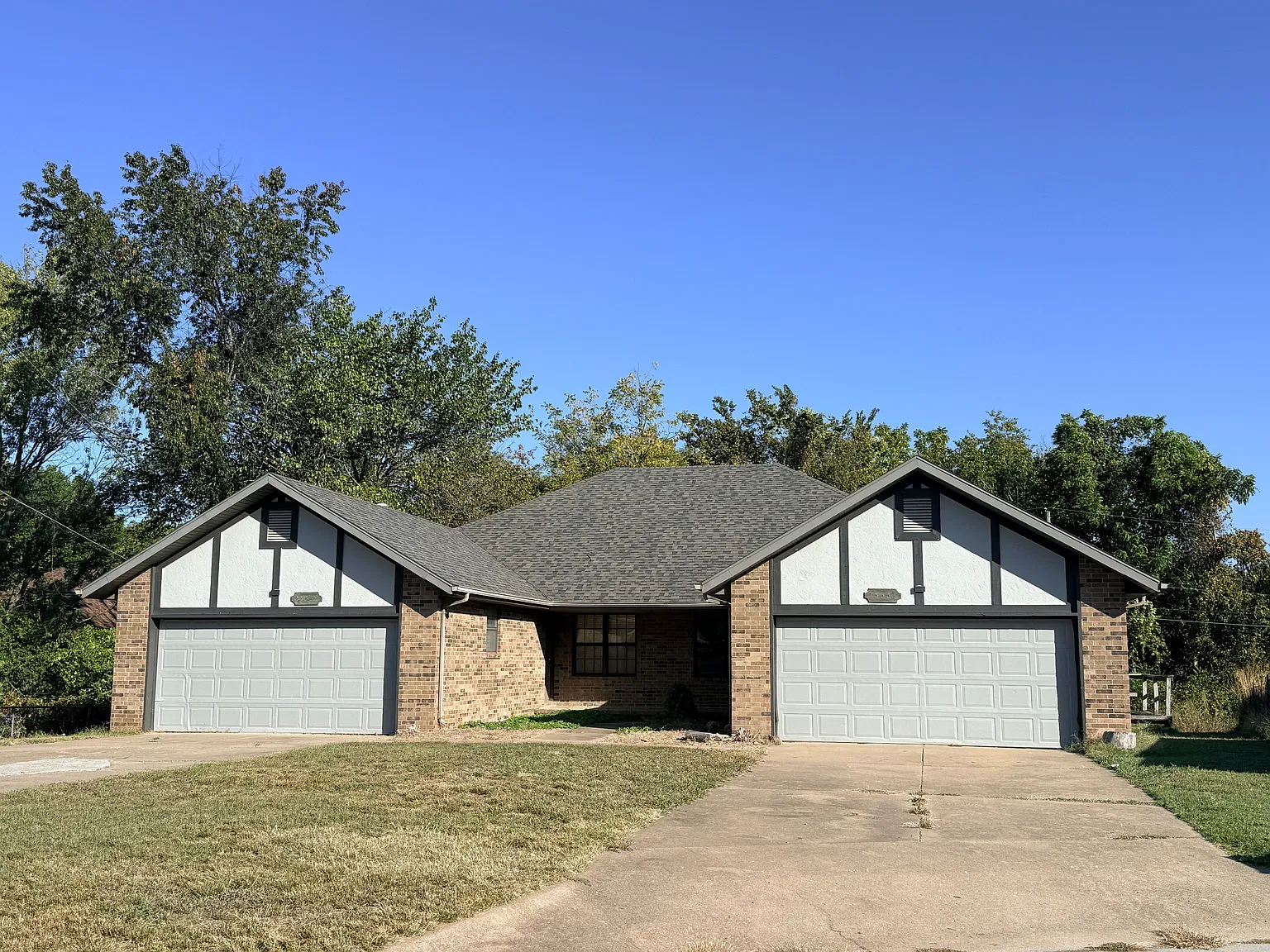 2 bed, 1100 sqft, $1,200 — Photo 1