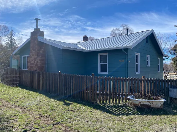 1322 Homedale Rd, Klamath Falls, OR 97603