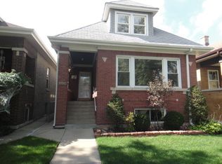 4918 N Kenneth Ave, Chicago, IL 60630