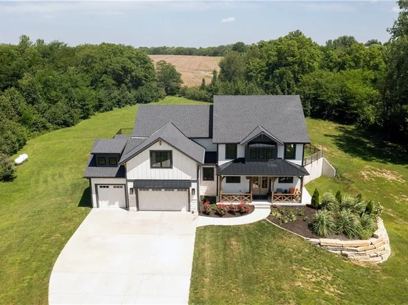 8422 NE 147th St, Liberty, MO 64068
