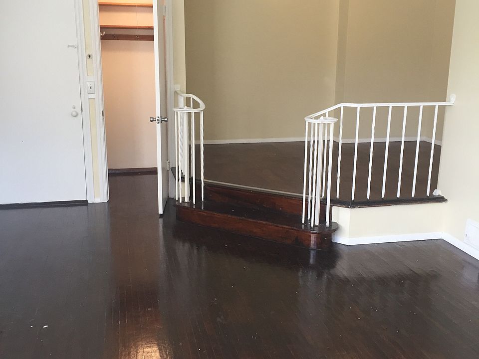 1st image of 2302 Kenwood Blvd APT 2
