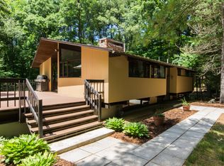 301 Salem St, Andover, MA 01810