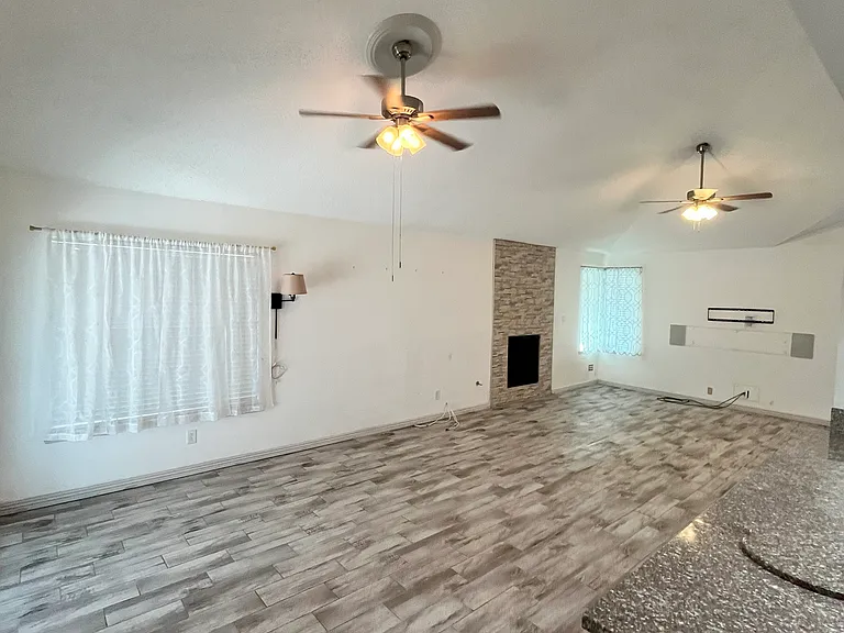 5412 Mickey Mantle Ave — Photo 5