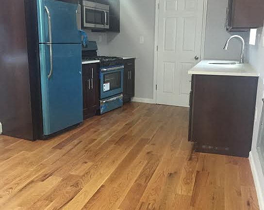3rd image of 13430 Garrett St