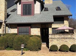 10819 Crown Colony Dr APT 36, Austin, TX 78747