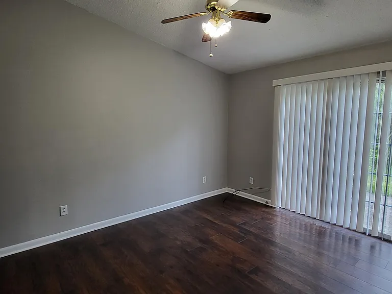 811 Netherlands Dr — Photo 14