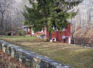 244 Hobson Rd, Bakersville, NC 28705