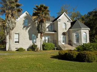 202 Lyman Hall, Savannah, GA 31410