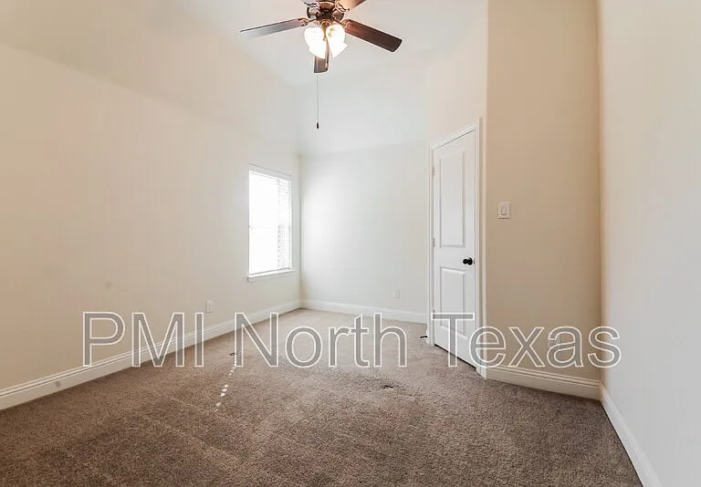 6213 Eldridge Ln — Photo 6