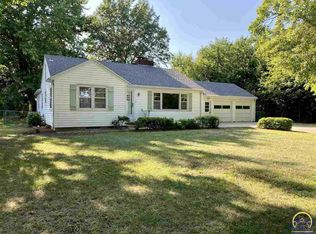 1023 SW Crest Dr, Topeka, KS 66604