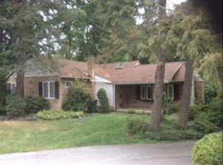 883 Brown Dr, Spring City, PA 19475