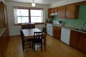 Big Kitchen With Mega Storage/Pantry