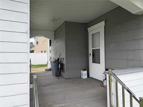 4th image of 511 Oakhill Ave