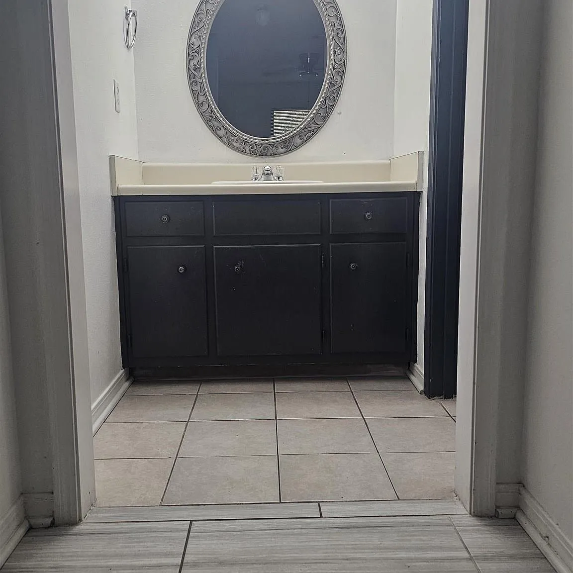 2 bed, 994 sqft, $1,350 — Photo 4