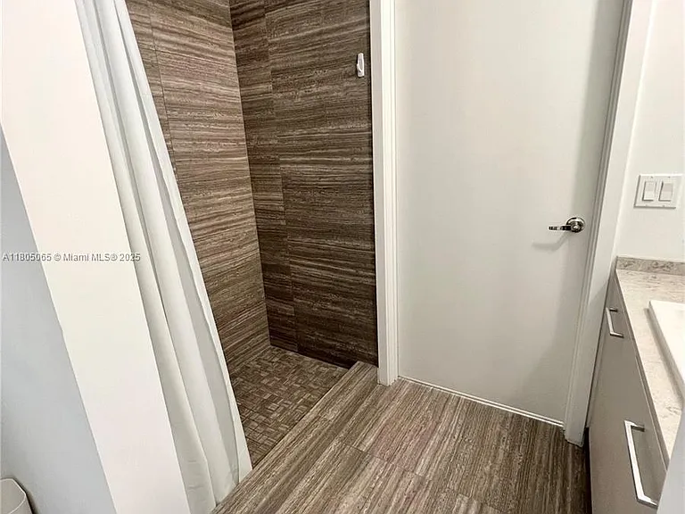 1010 Brickell Ave #4205 — Photo 29