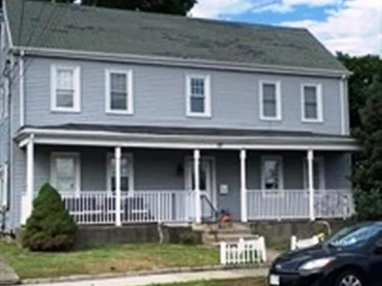 87 Crafts St #U — Photo 2
