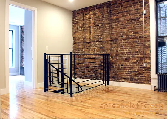 Rented by aptsandlofts.com | media 38