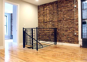 Rented by aptsandlofts.com