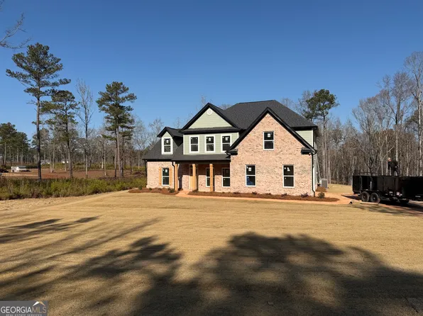 677 Giles Rd, Forsyth, GA 31029