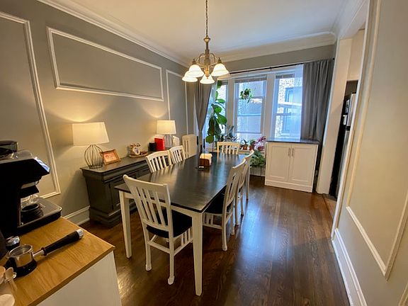 4th image of 449 W Saint James Pl #2