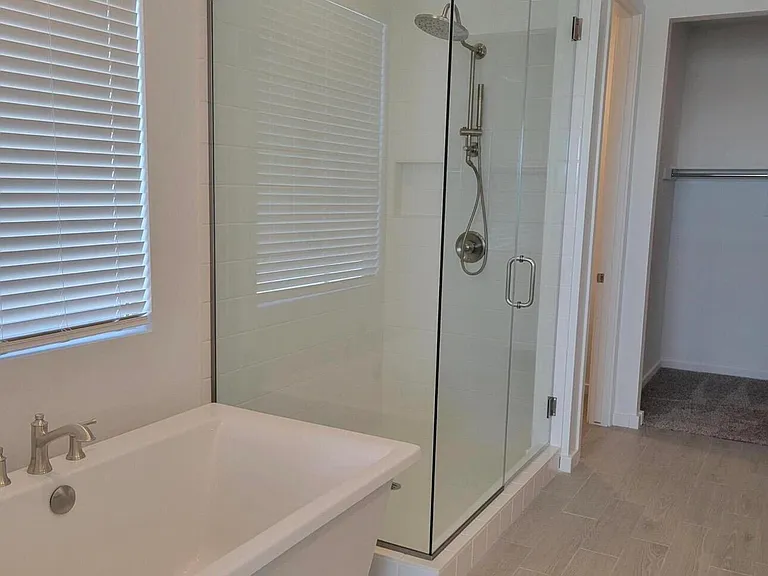 37100 N Rhinelander Dr — Photo 10