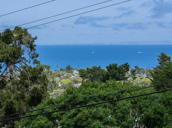 801 Lyndon St, Monterey, CA 93940