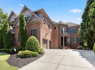 784 Stratford Ct, Sandy Springs, GA 30350
