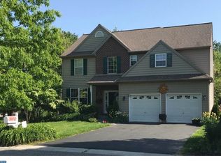 122 N Hawthorne Rd, Coatesville, PA 19320